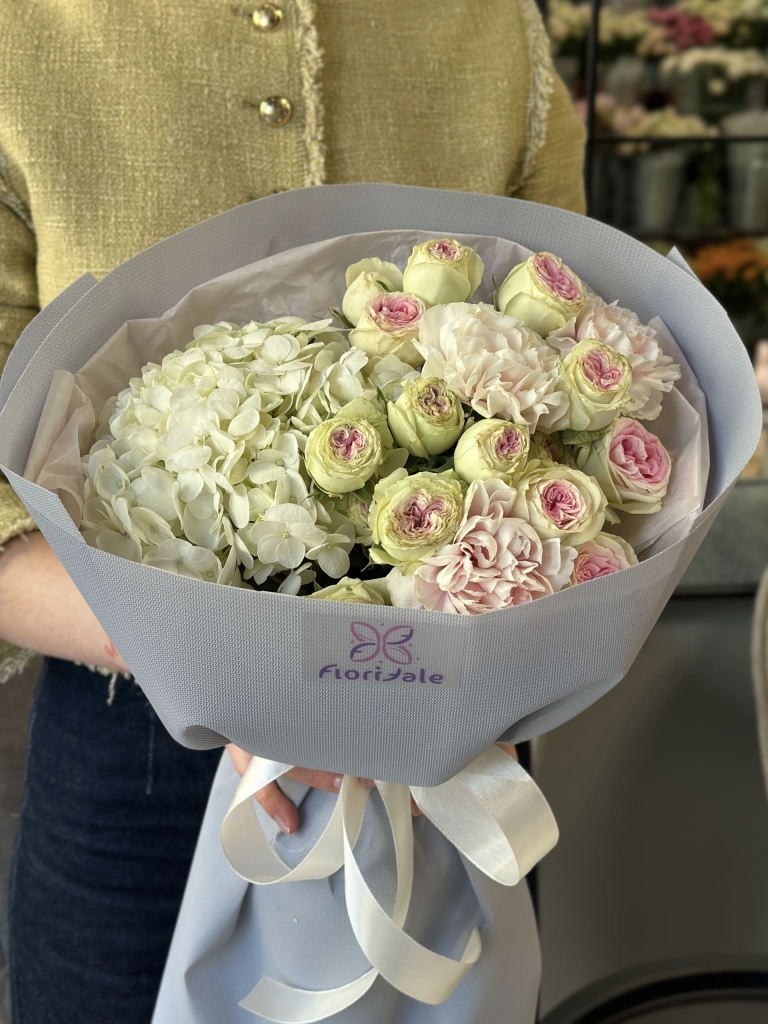 klassicheskiy-buket-prima:-nezabyvaemyy-kak-pervaya-lyubovy