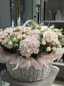 Композиция в корзине Молли: когда не нужно искать повода kompozitsiya-v-korzine-molli:-kogda-ne-nuzhno-iskaty-povoda